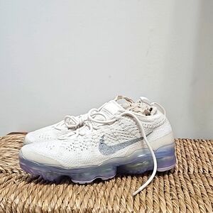Nike Air Vapormax size 7 women's